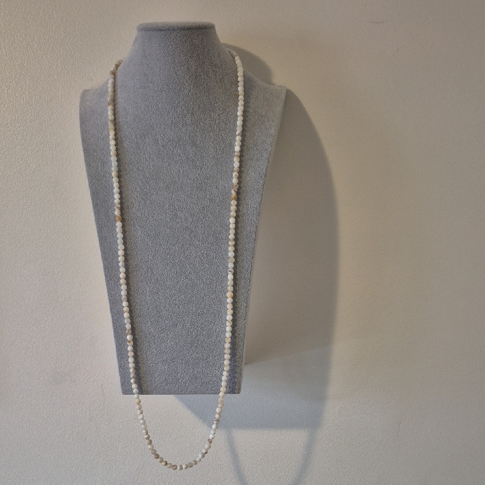 LONG NECKLASE Mother of Pearl 21" 2 Matching Braclets